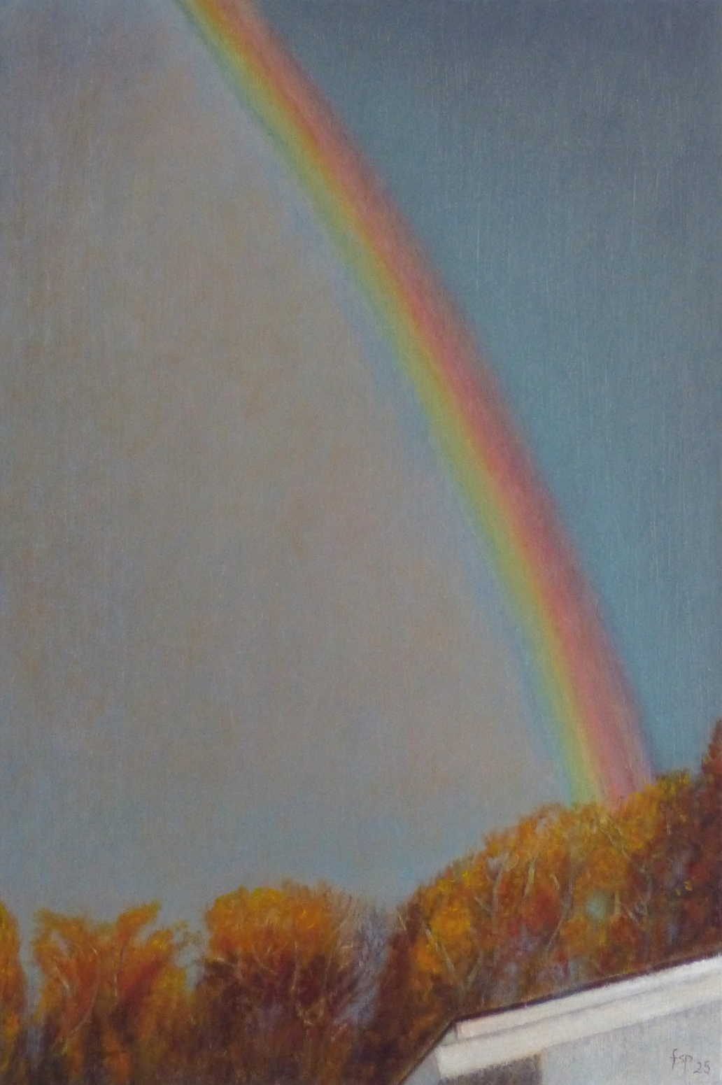 „Lichtspiel“ ist ein Gemälde von Fernanda Steiner-Pulimeno. Es zeigt einen leuchtenden Regenbogen über einem herbstlich gefärbten Wald unter einem sanft blaugrauen Himmel. Das Bild vermittelt Ruhe, Licht und Harmonie in einem Moment nach dem Regen.