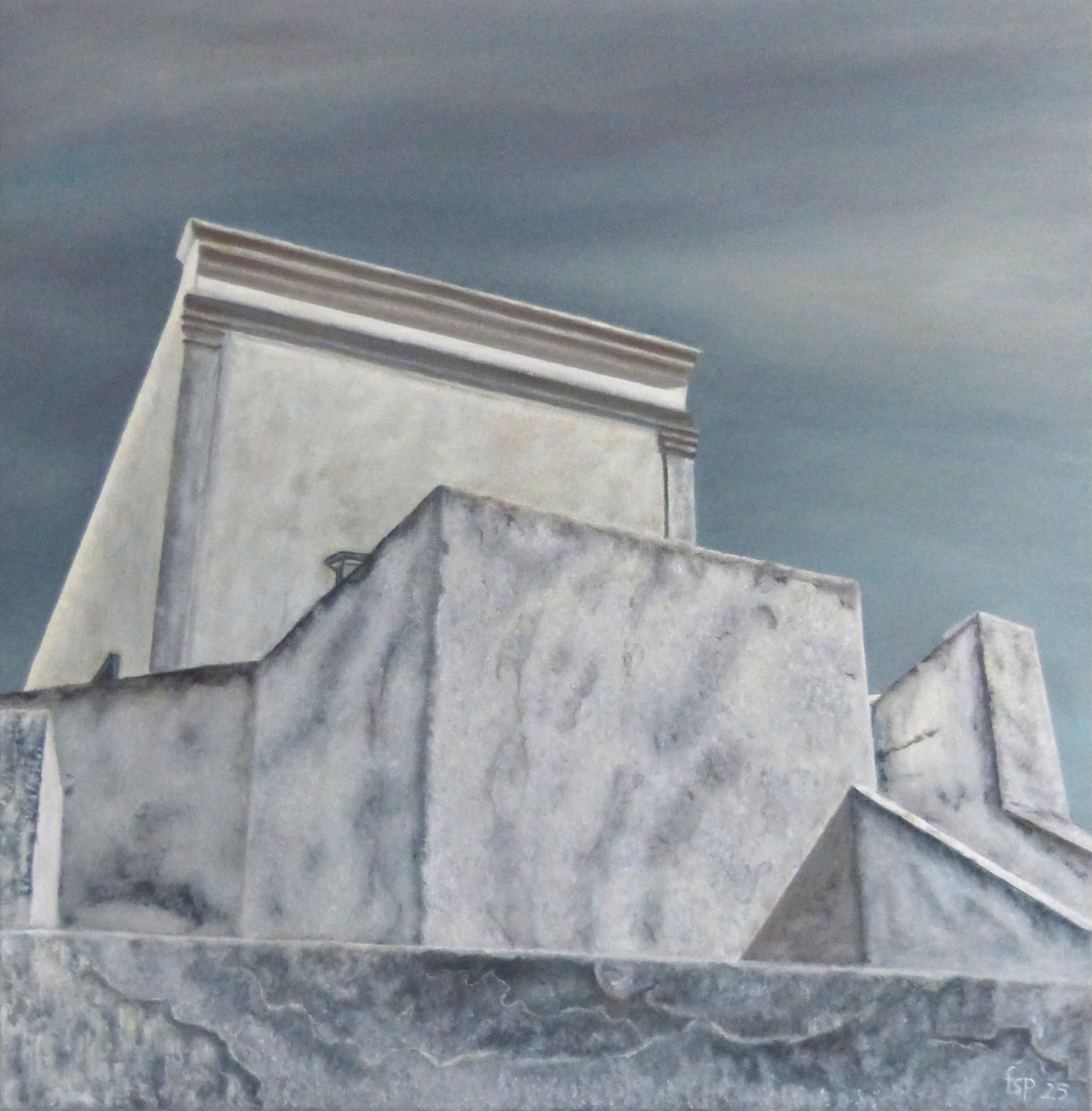 Gemälde "Sehnsucht nach dem Süden" von Fernanda Steiner-Pulimeno: Abstrakte Darstellung von hellgrauen, kubischen Gebäudeteilen oder Dachterrassen, die sich vor einem dramatischen, graublauen Himmel stapeln.